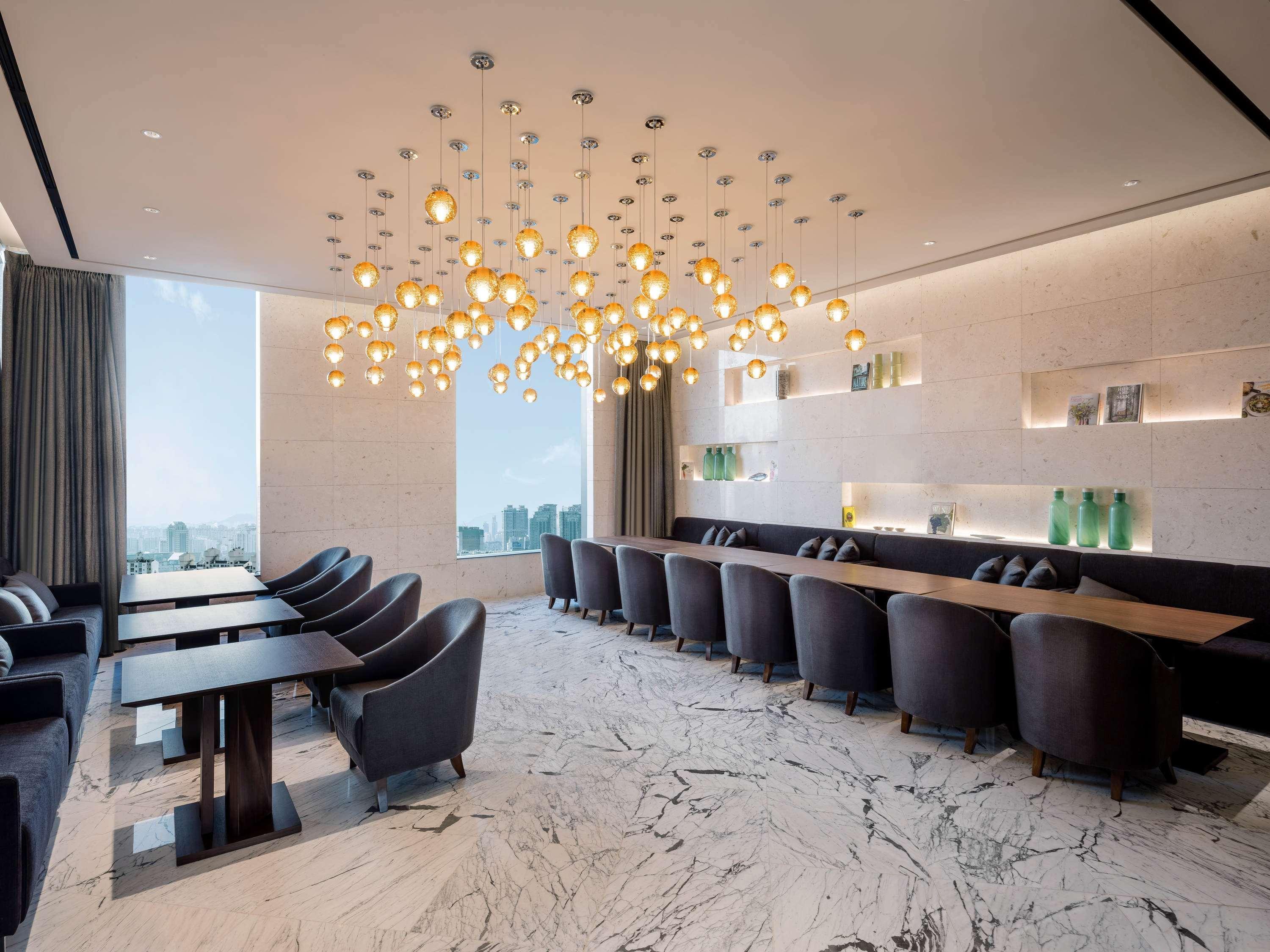 Novotel Suites Ambassador Seoul Yongsan Exteriör bild