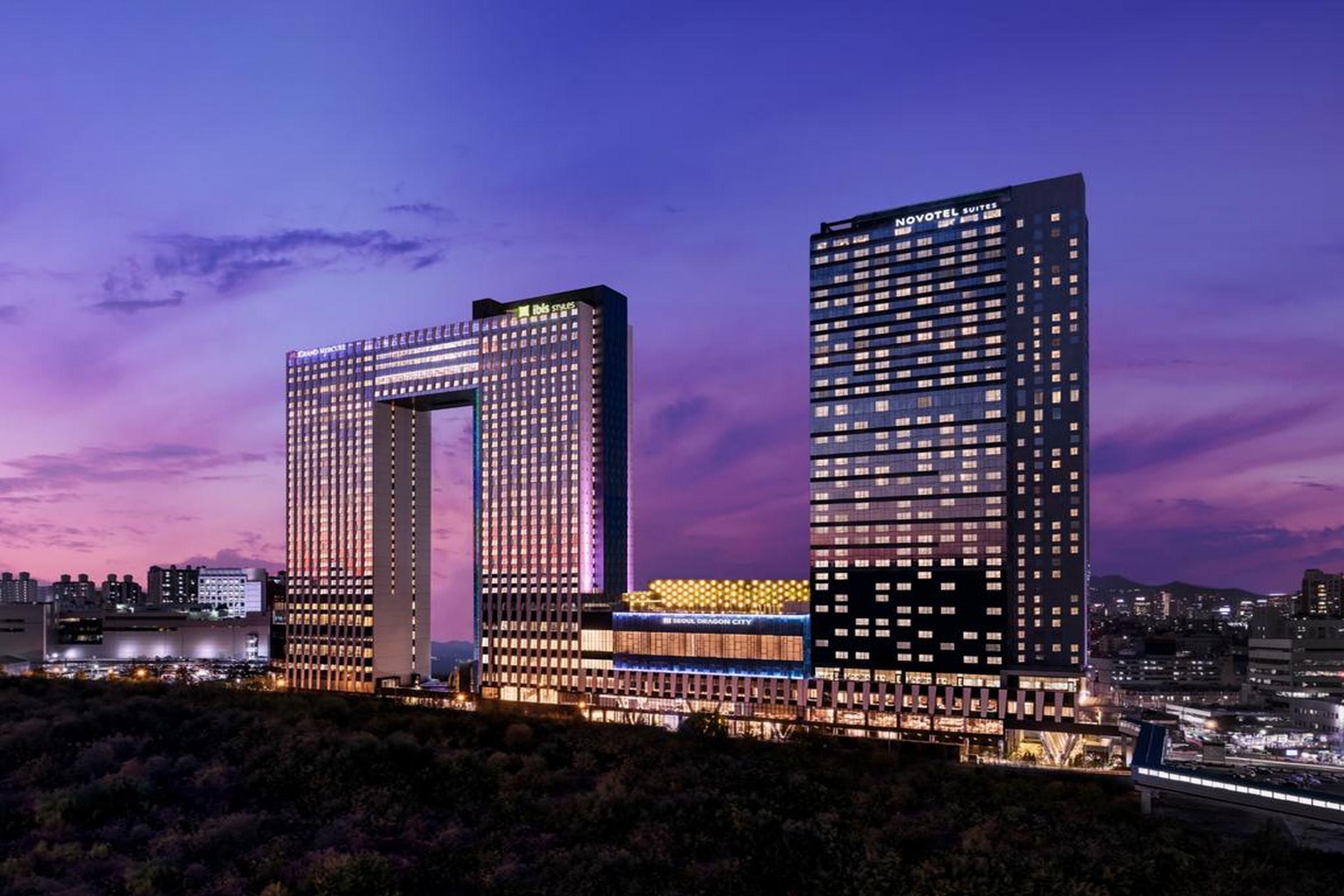 Novotel Suites Ambassador Seoul Yongsan Exteriör bild