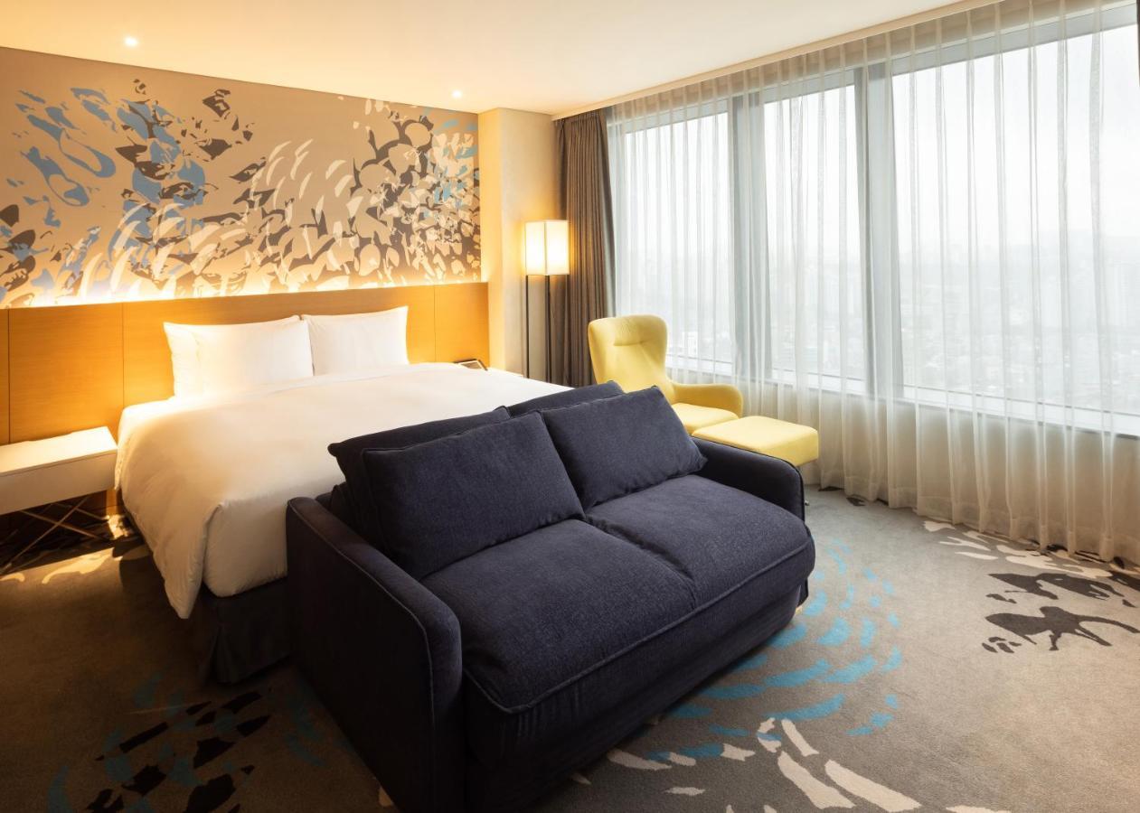 Novotel Suites Ambassador Seoul Yongsan Exteriör bild